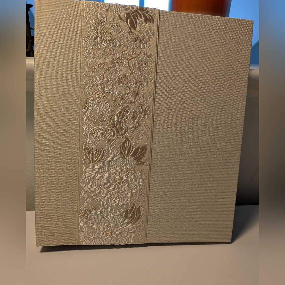 Molly West Handbound Silk Photo Album Large Vintage 9x9 Made in USA (120 photos)